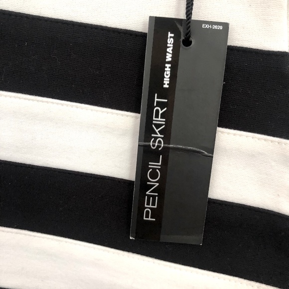 EXPRESS Bodycon Black & White Striped Mini Skirt - Picture 3 of 6